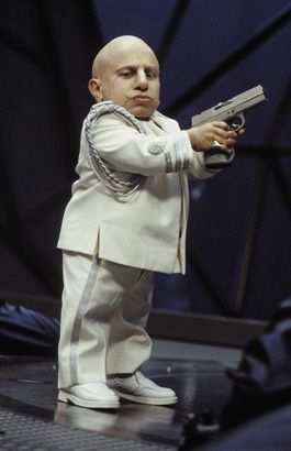 verne troyer austin powers 3 goldmember movie 2002 photo